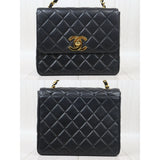 Chanel 24102201 (Very Good Condition)