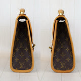 Louis Vuitton H24102504 (Very Good Condition)