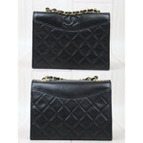 Chanel  24091201 (Very Good Condition)