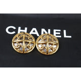 Chanel Y24080205 (Very Good Condition)