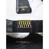 Chanel V24102419 (Very Good Condition)