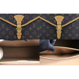 Louis Vuitton H24102504 (Very Good Condition)