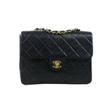 Chanel W24080701 (Good Condition)