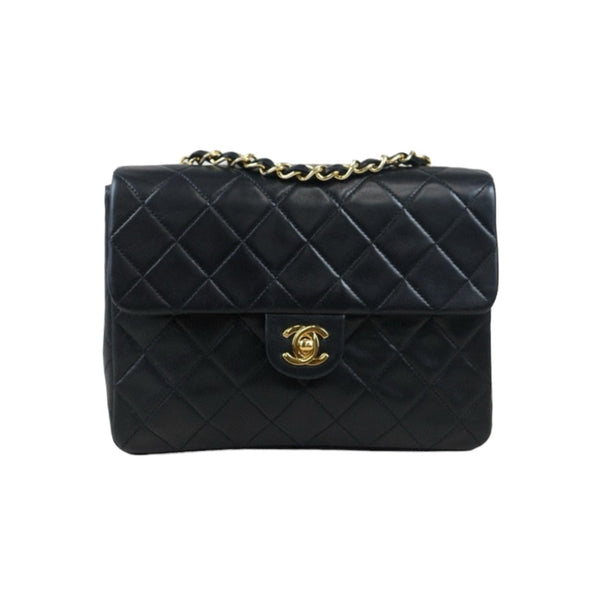 Chanel W24080701 (Good Condition)