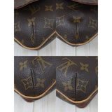 Louis Vuitton 24102212 (Good Condition)