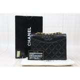 Chanel  24091201 (Very Good Condition)