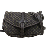 Louis Vuitton 24103109 (Good Condition)