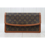 Louis Vuitton 24101724 (Good Condition)