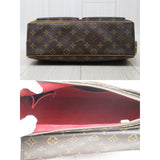 Louis Vuitton 24101729 (Good Condition)