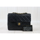 Chanel W24080701 (Good Condition)