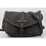 Louis Vuitton 24103109 (Good Condition)