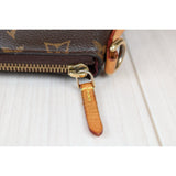 Louis Vuitton S24080702 (Good Condition)