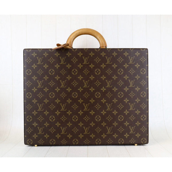 Louis Vuitton S24102407 (Very Good Condition)