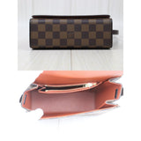 Louis Vuitton 24091932 (Very Good Condition)