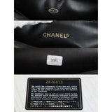 Chanel W24080704 (Very Good Condition)