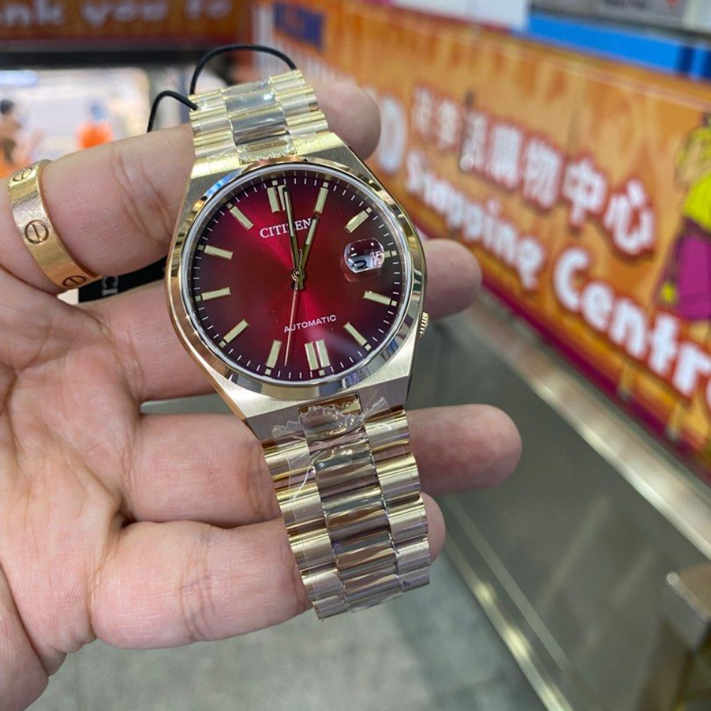 Citizen red 2025 dial watch